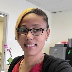 Meet your Posher, Felicia